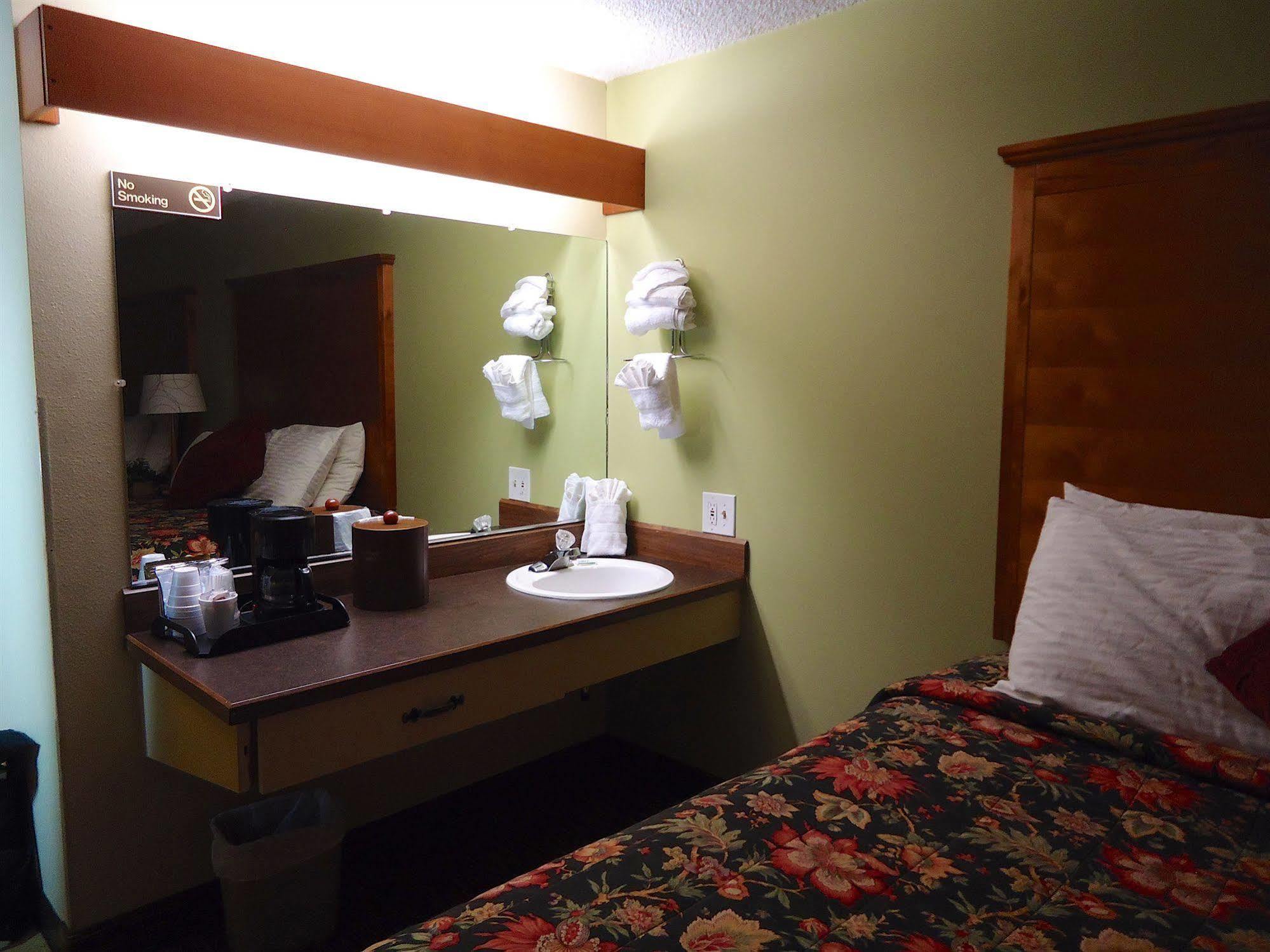 Columbia Gorge Inn Cascade Locks Exteriér fotografie